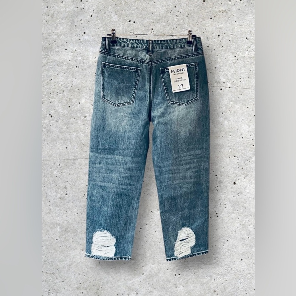 NWT Evidnt Malibu Girlfriend Distressed Jeans - Picture 7 of 16